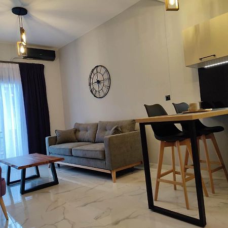 Mary'S Apartment 亚历山德鲁波利斯 外观 照片